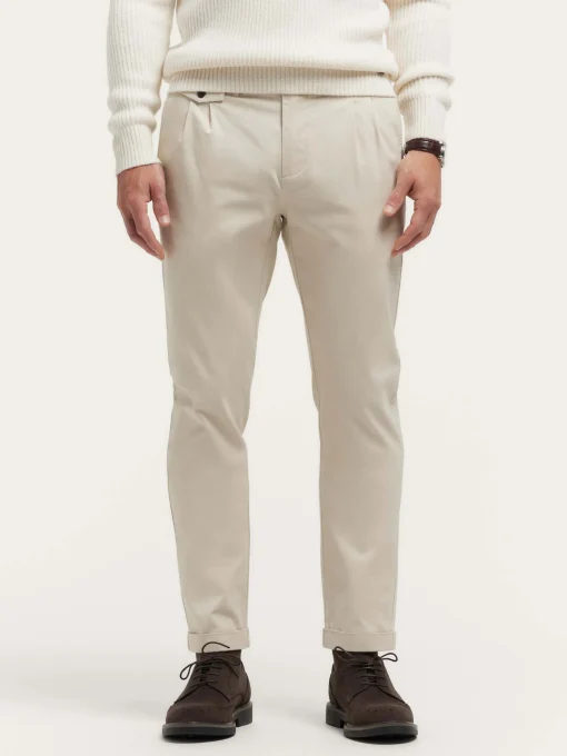 PANTALON CARROT CRUDO
